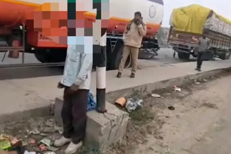 Chandauli News: नेशनल हाईवे पर दिशा सूचक बोर्ड से लटकता मिला अधेड़ का शव, क्षेत्र में मचा हड़कंप.