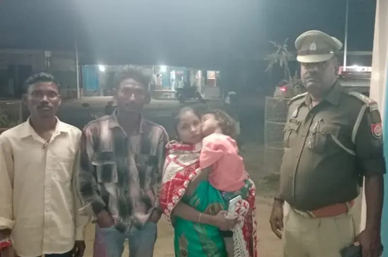 Sonbhadra News: 24 घंटे के भीतर गुमशुदा 4 वर्षीय बालिका सकुशल बरामद, पुलिस की त्वरित कार्रवाई की सराहना.
