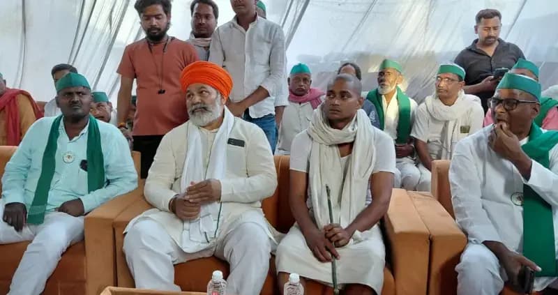 Chandauli News: राकेश टिकैत का बड़ा बयान, किसानों की अनदेखी हुई तो होगा आंदोलन.
