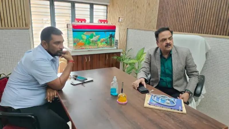 Chandauli News: अवैध पैथोलॉजी व अल्ट्रासाउंड सेंटरों पर स्वास्थ्य विभाग की कार्रवाई.