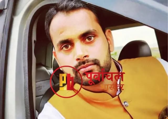 Chandauli News: ट्रेलर ट्रक की टक्कर से शिक्षक की मौत, गुस्साए ग्रामीणों ने किया हाइवे जाम.