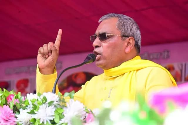 Chandauli News: ओमप्रकाश राजभर का चुनावी बिगुल, ओवैसी को मुसलमानों का नेट नहीं मानती सपा.