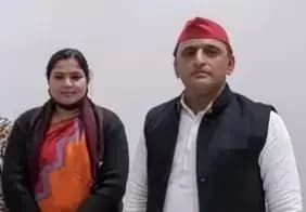 Chandauli News: सपा महिला सभा की जिलाध्यक्ष गर्गी सिंह पटेल ने दिया इस्तीफा, संगठन पर लगाए गंभीर आरोप.